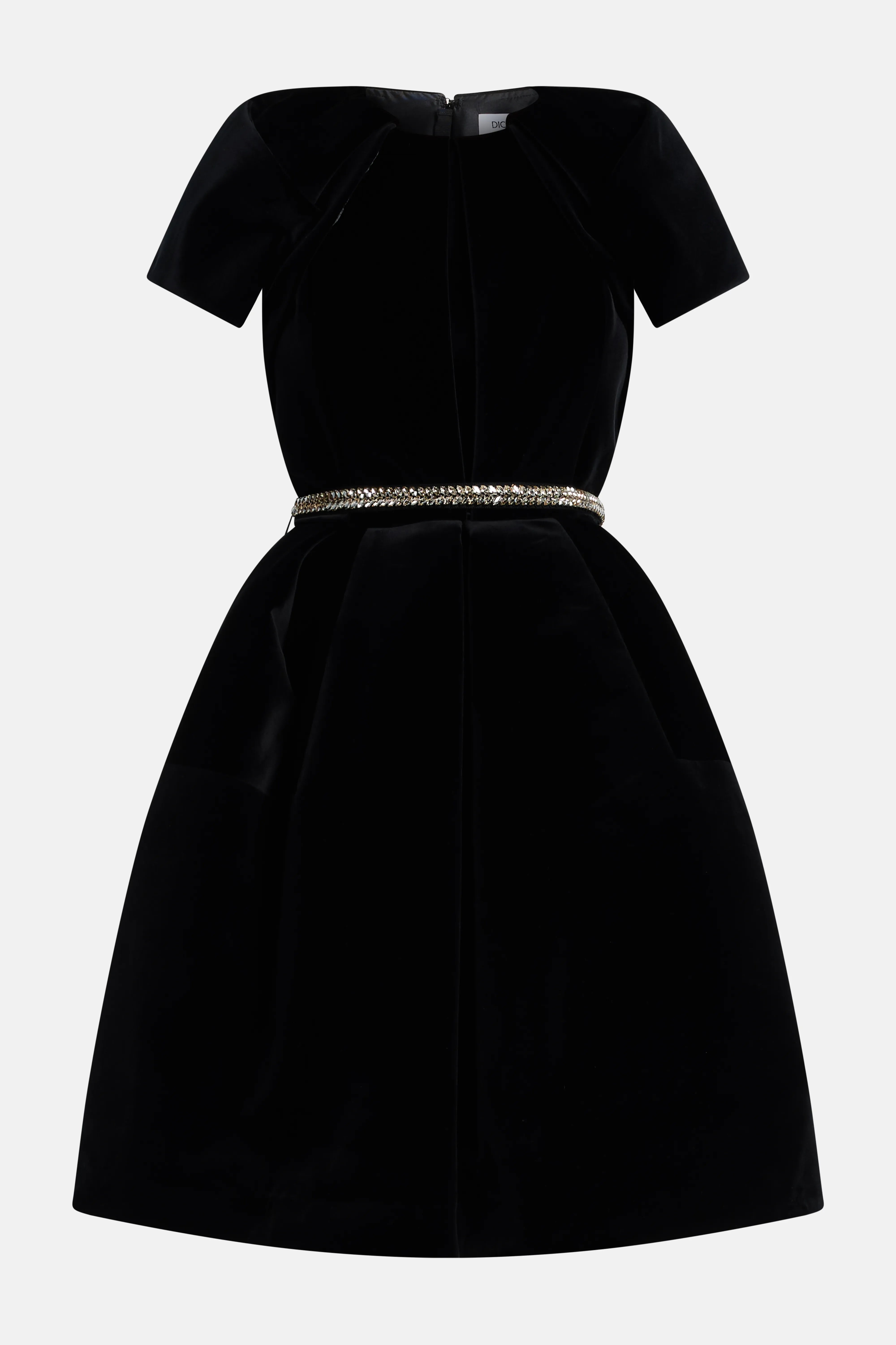 فستان قصير مخملي باللون الأسود مع حزام كريستالي