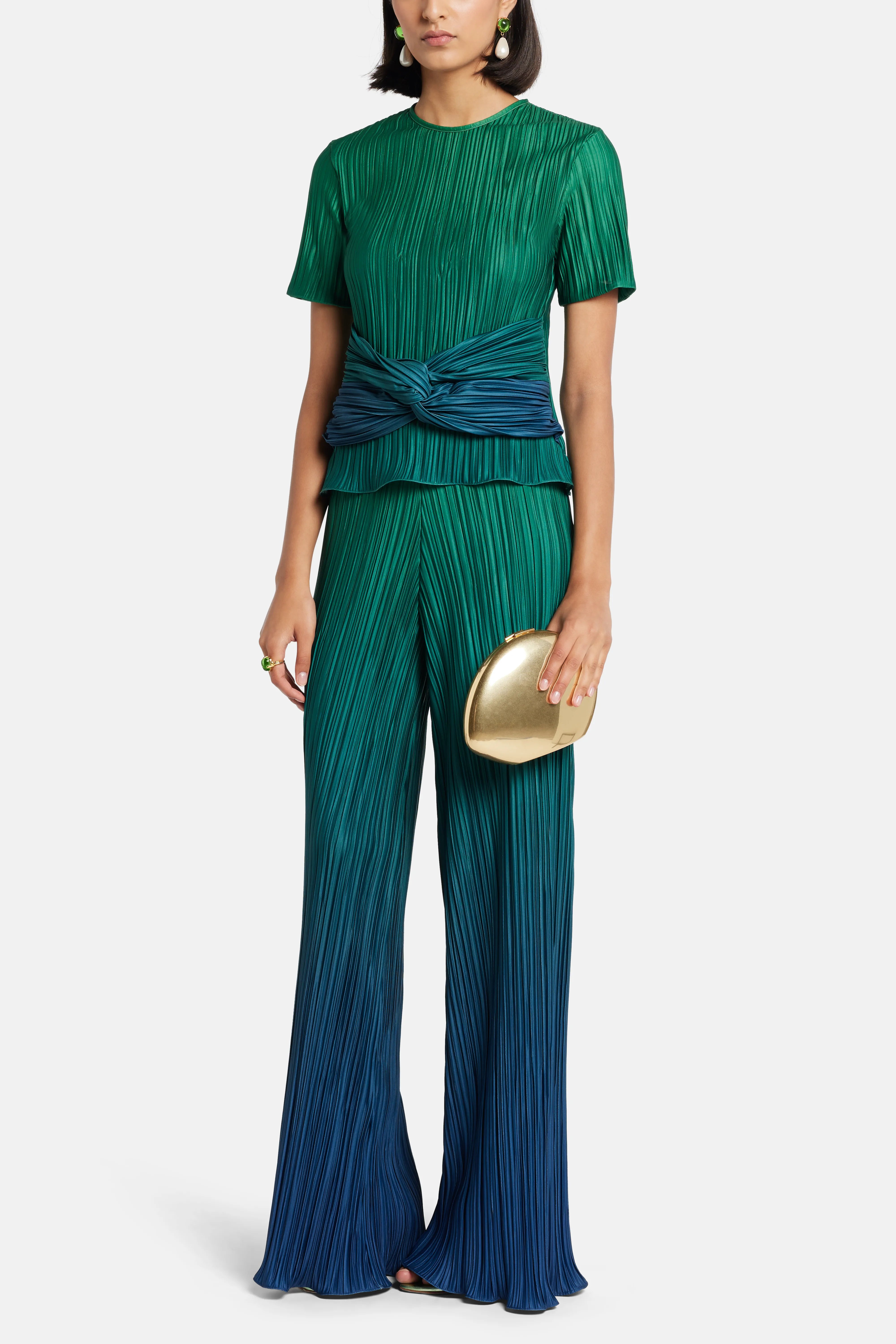 بلوزة قصيرة أرينا الأكمام مطوية باللونين الأخضر والأزرق