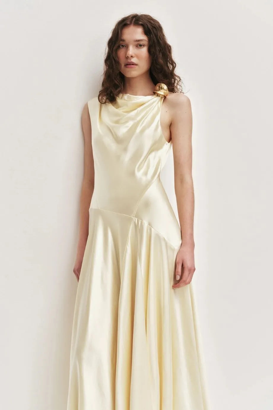 Siren Sleeveless Midi Dress in Yellow