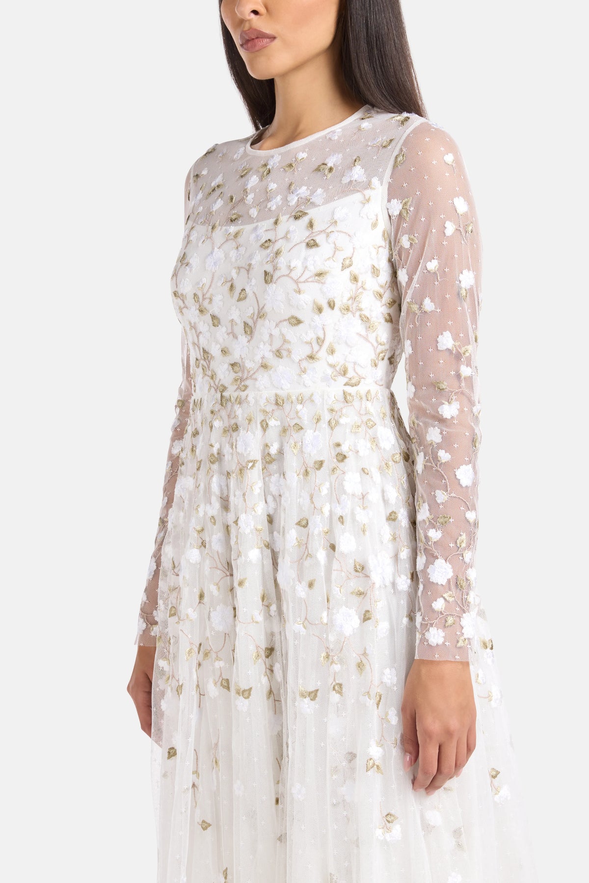 Trailing Roses Floral Evening Dress in White