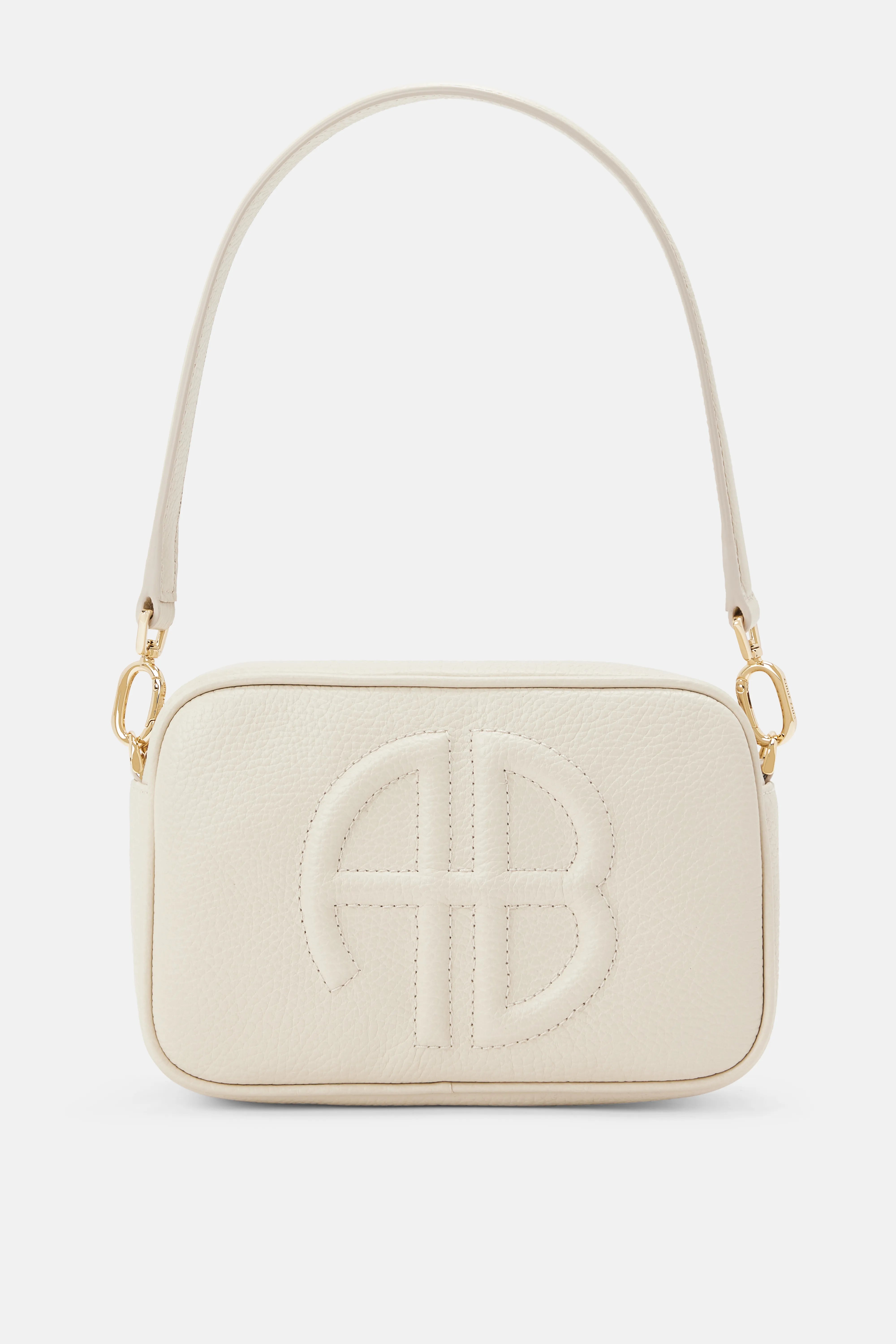 Lili Pebbled Shoulder Bag in Beige