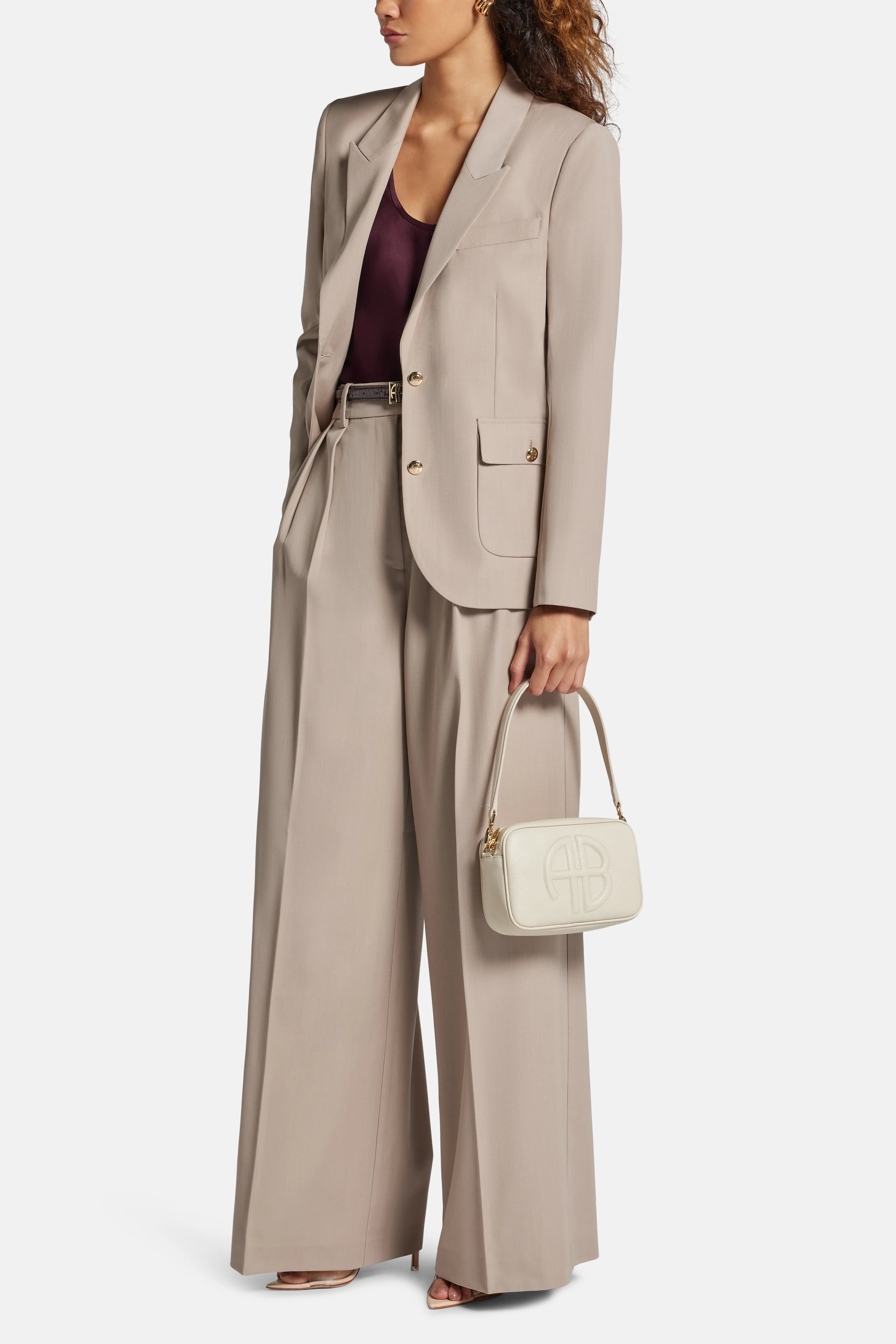 Lili Pebbled Shoulder Bag in Beige