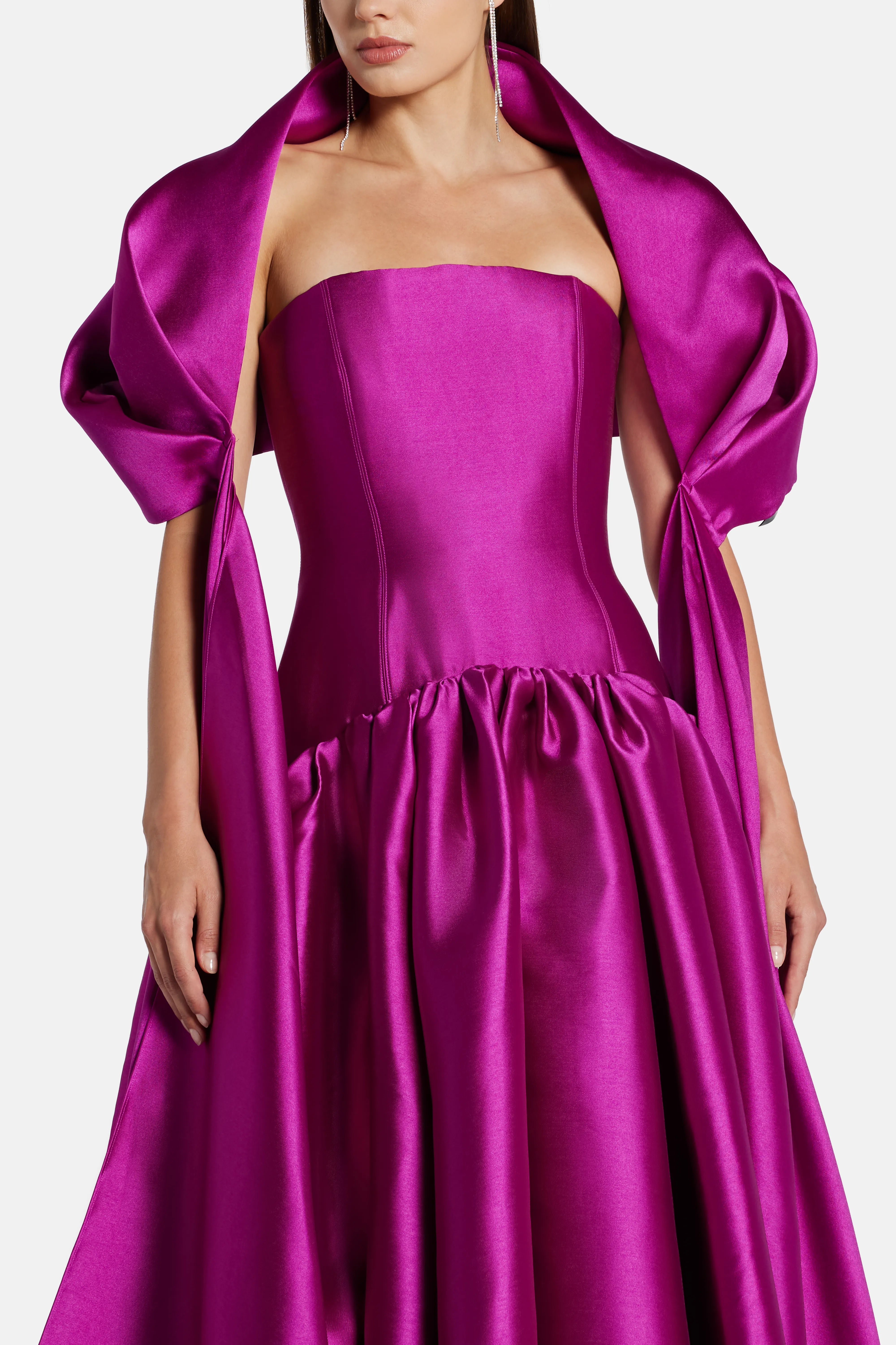 فستان سهرة جازمين باللون الوردي