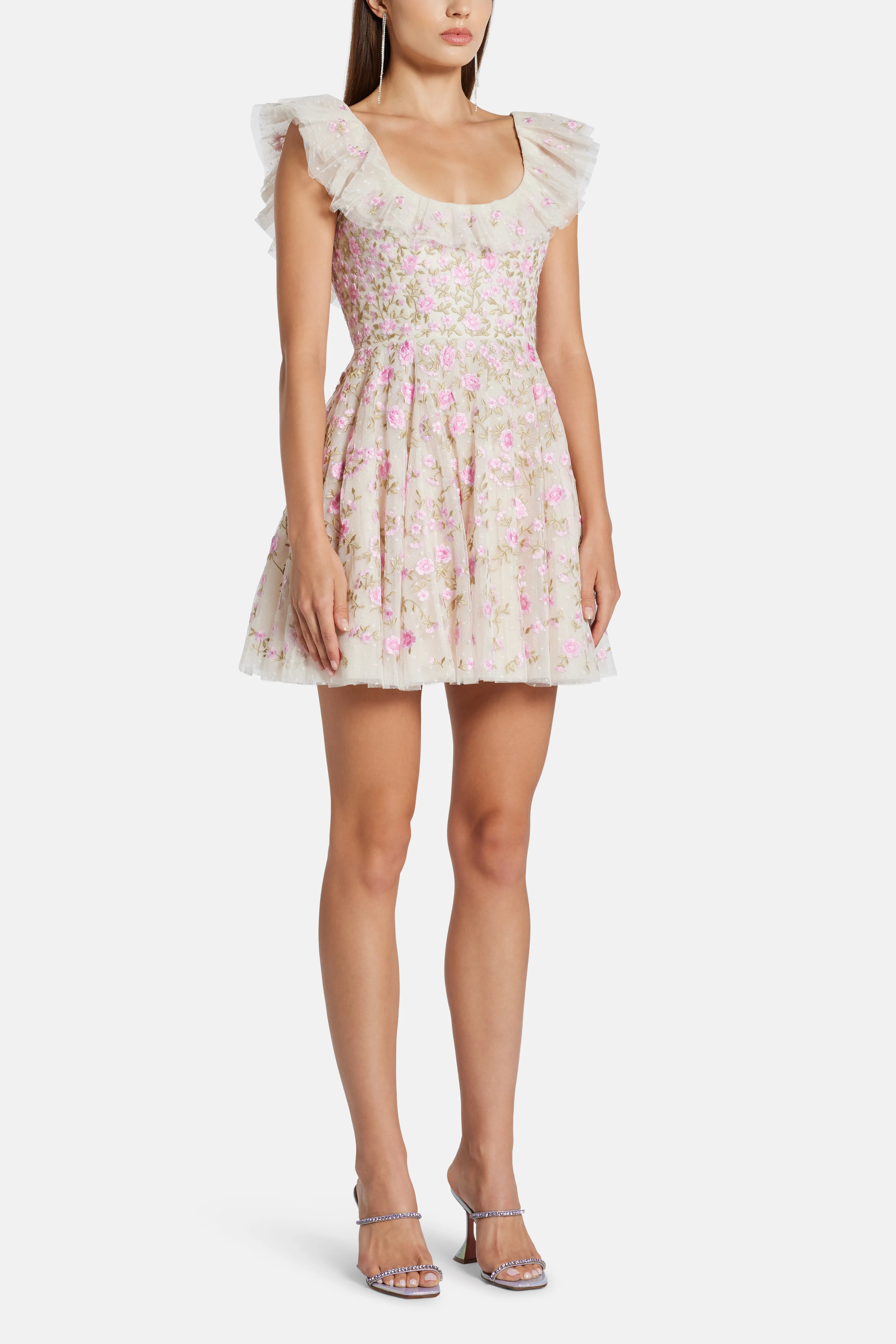 فستان ميني ليا بنقشة الأزهار الصغيرة باللون الزهري