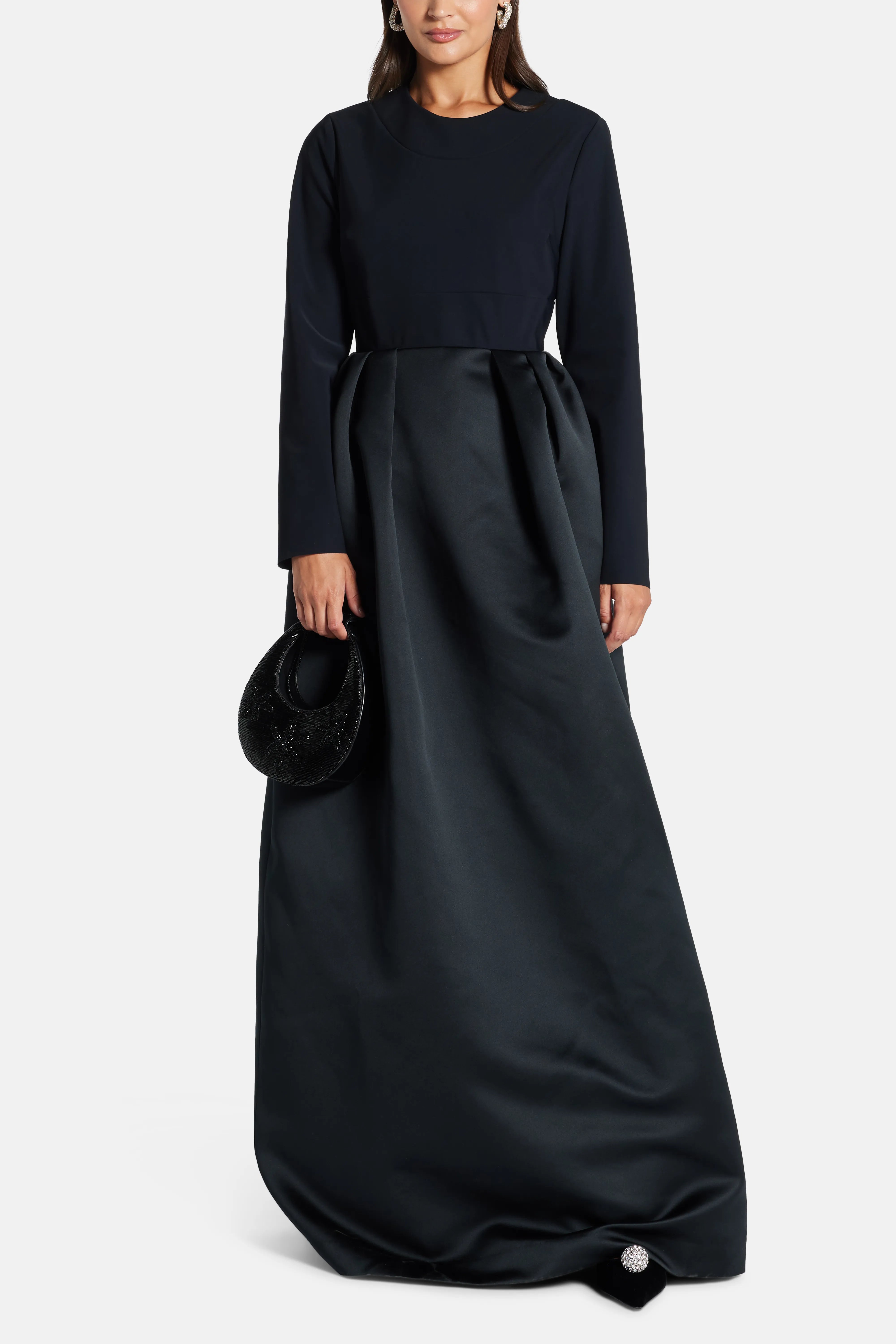 Box Pleats Long Sleeves Round Neck Evening Dress in Black