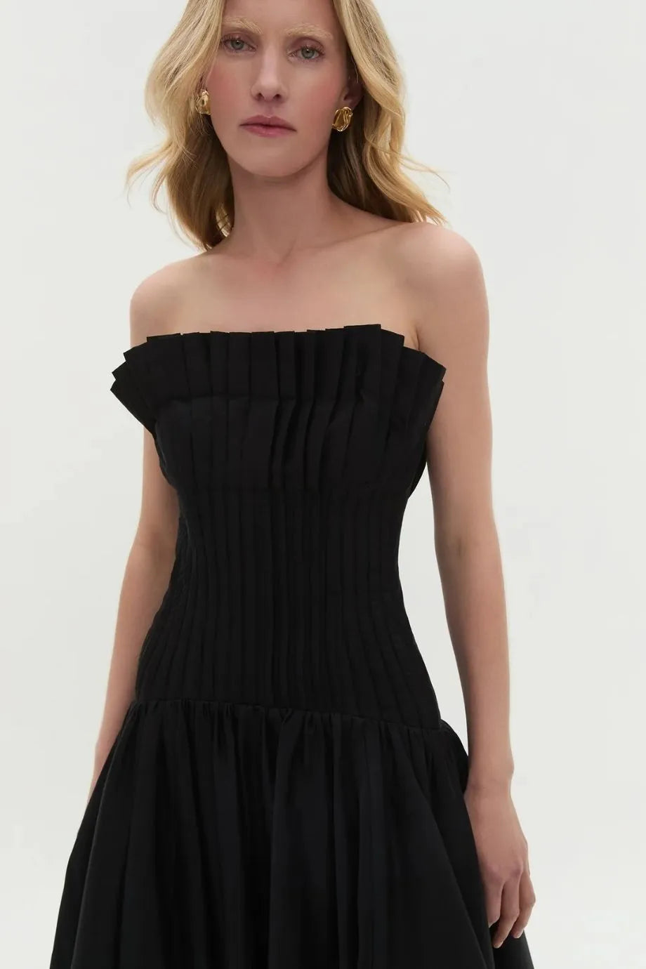 Ivy Bubble Hem Cotton Maxi Dress in Black