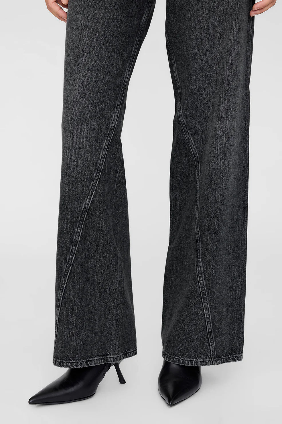 Brie Washed Denim Cotton Flared Jeans in Black