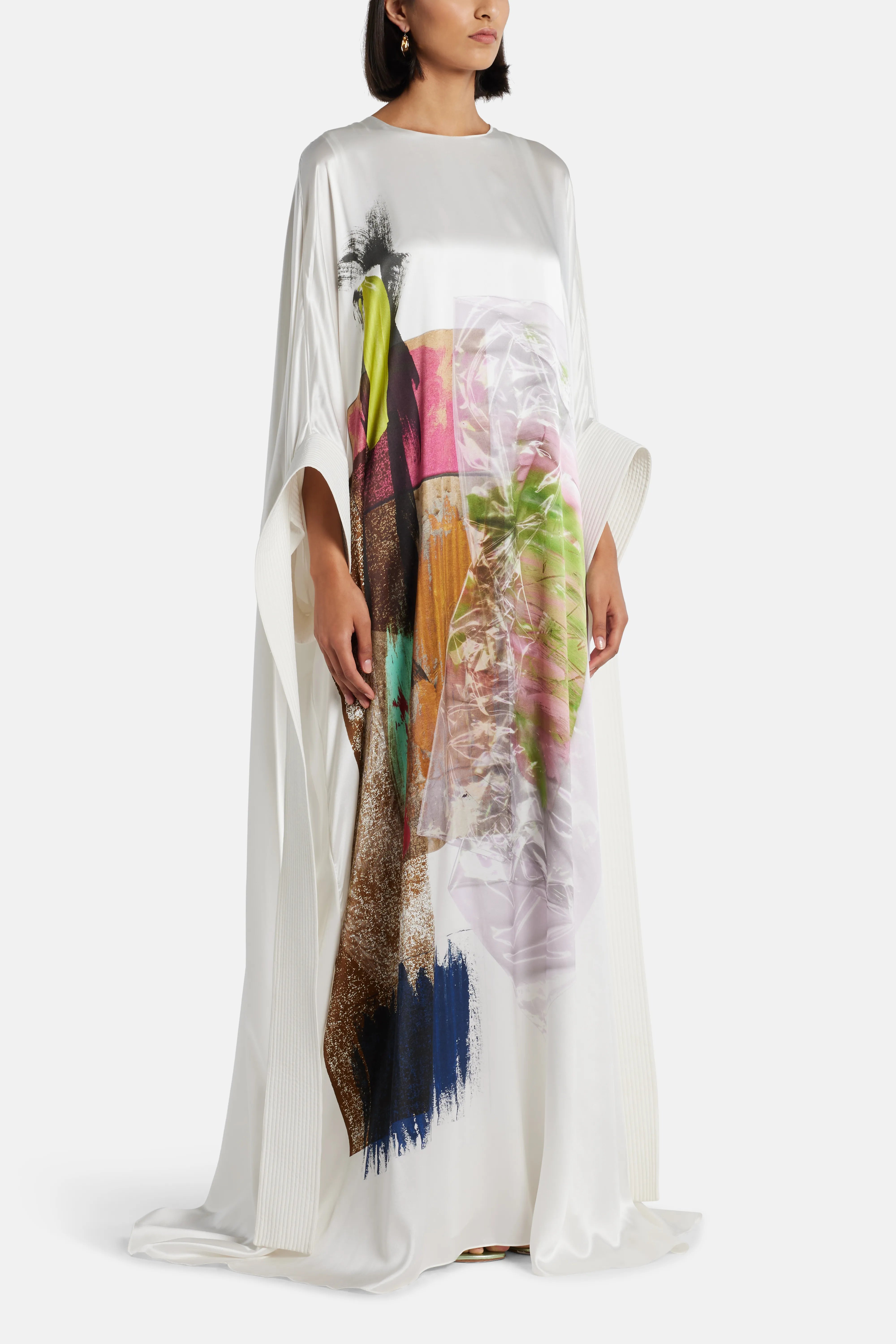 فستان إيفادين ماكسي من الحرير باللون الأبيض