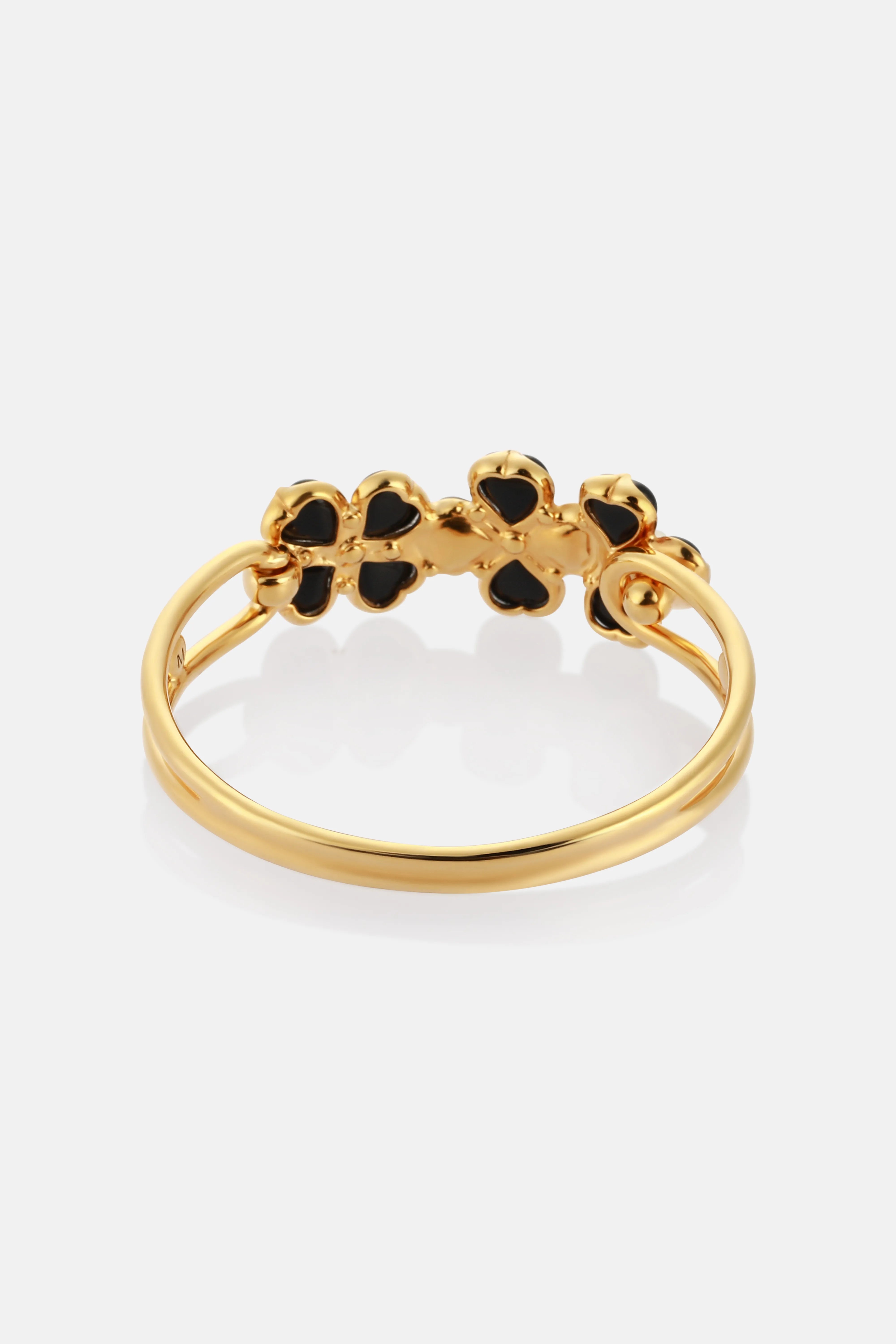 Trefles Agate Bracelet in Black