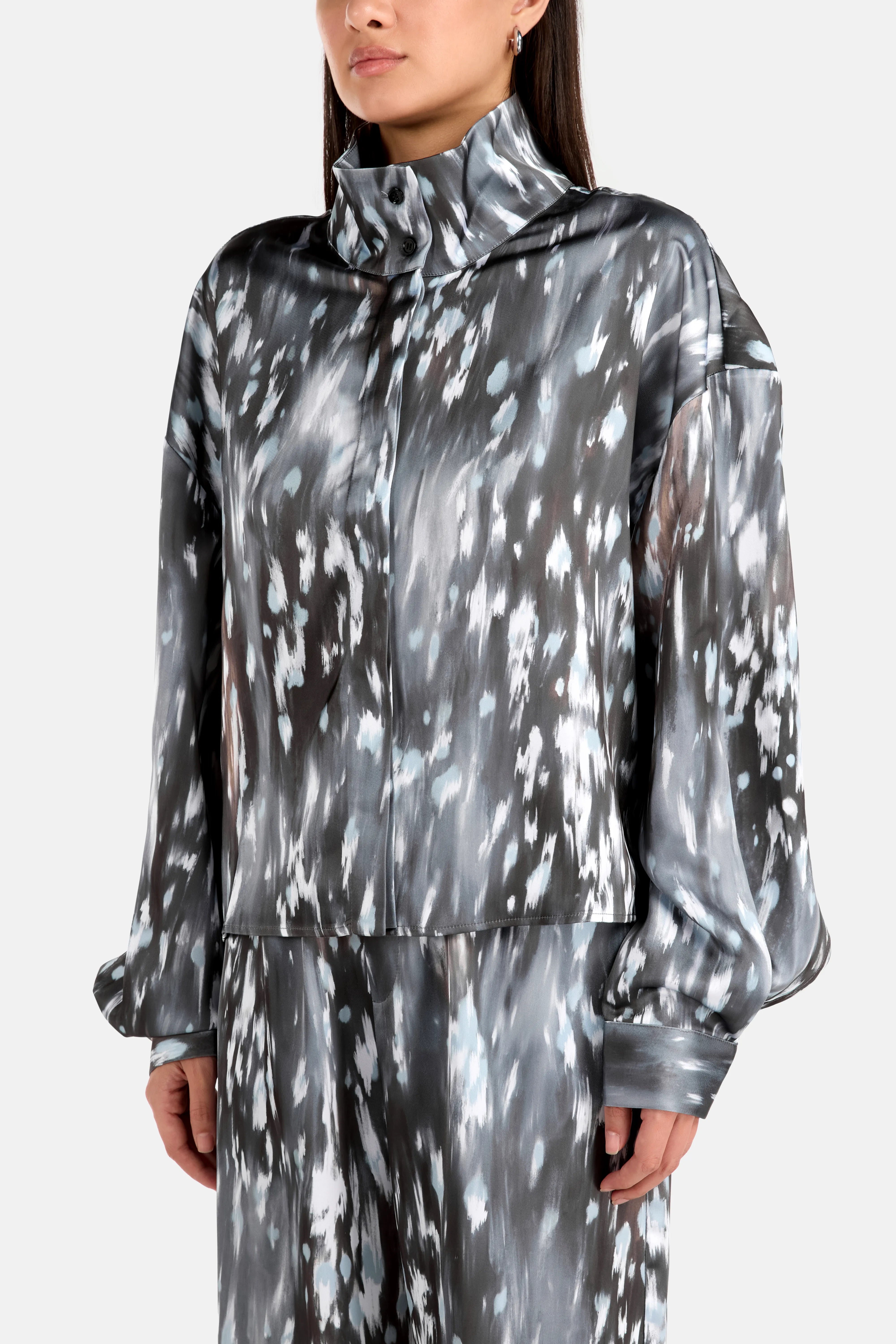 Vannilia Patterned Blouse in Grey