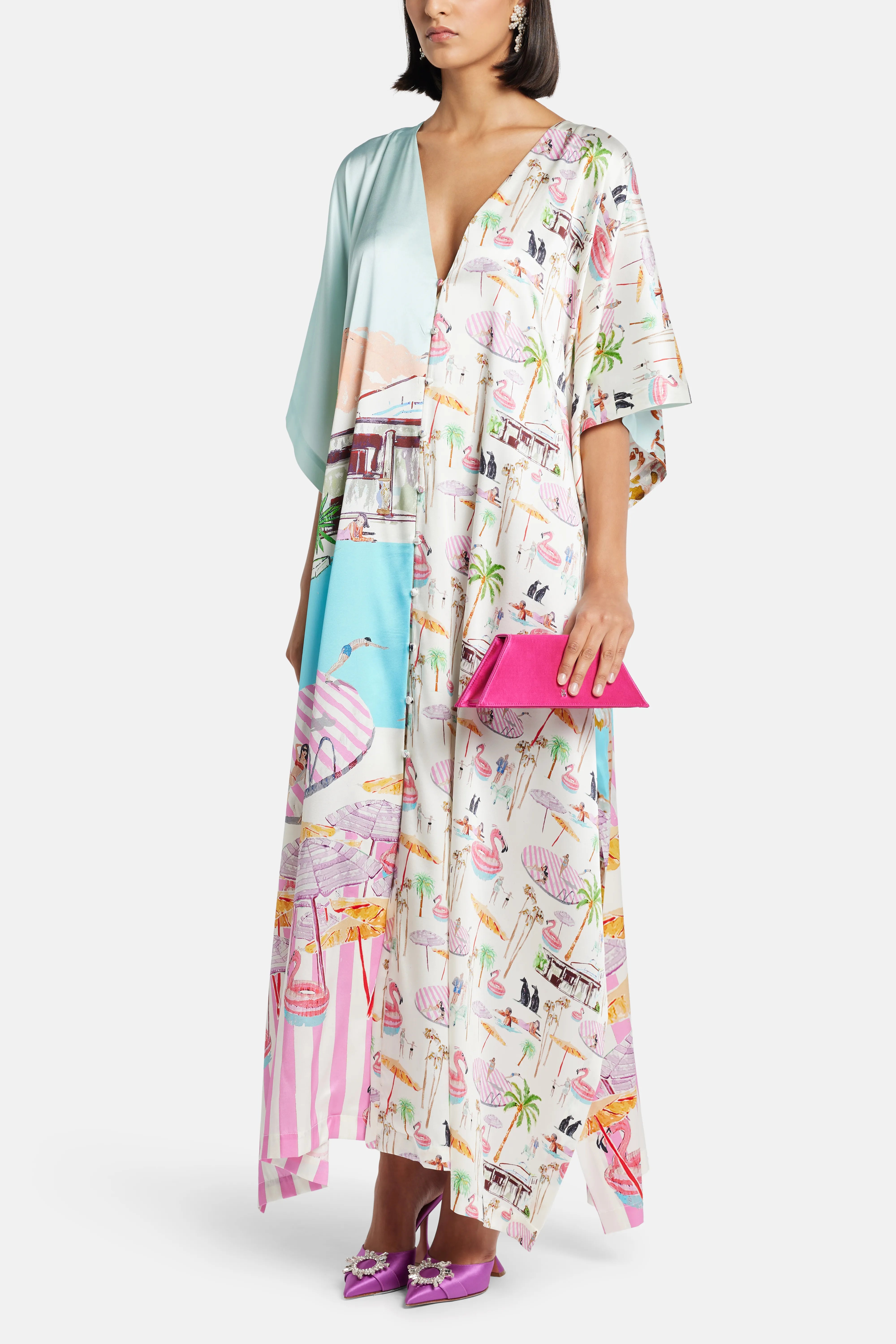 قفطان فلامينغو كلوب من الحرير برقبة على شكل V باللون الوردي