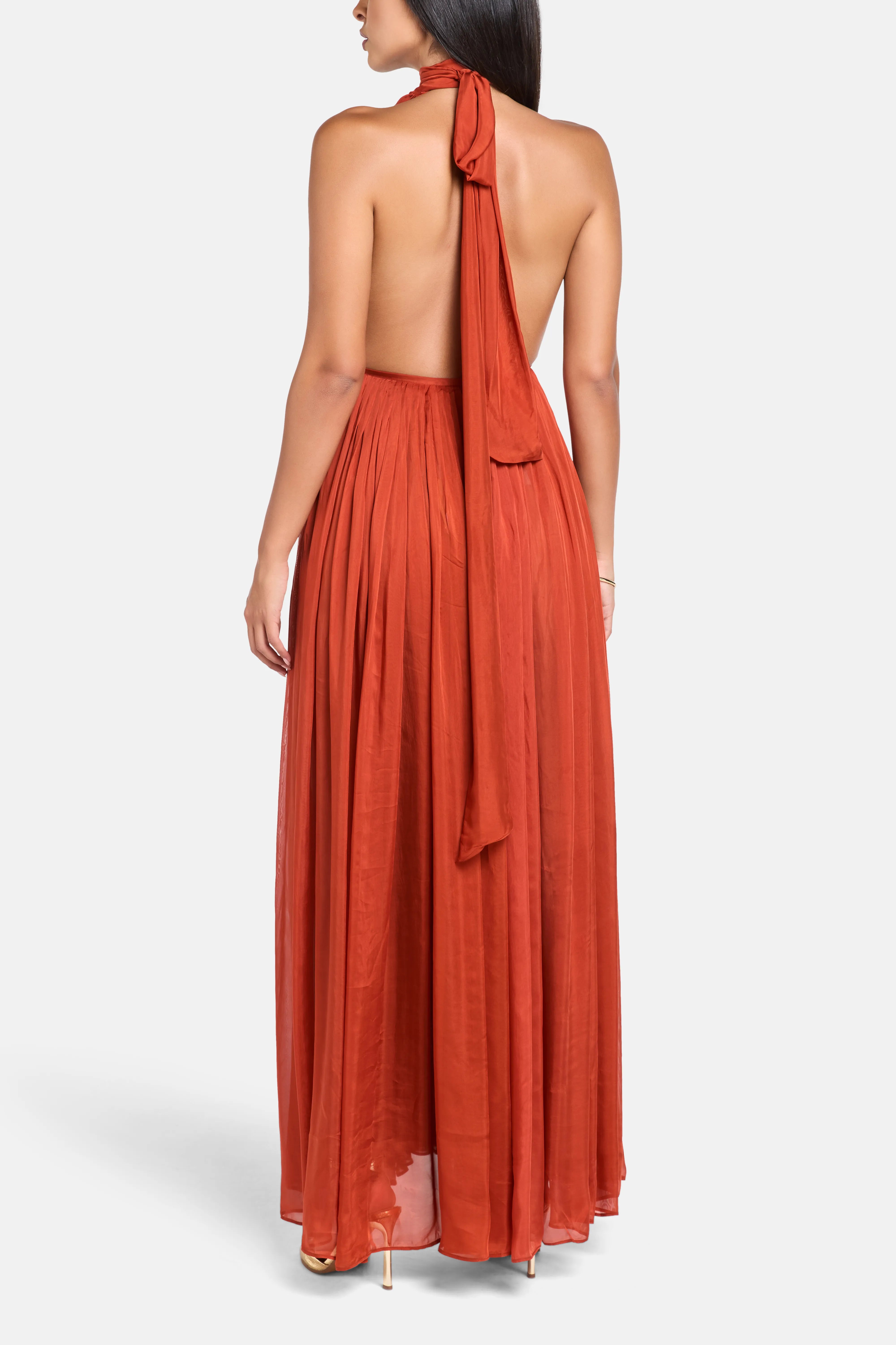 Melania Sleeveless Halter Neck Maxi Dress in Red