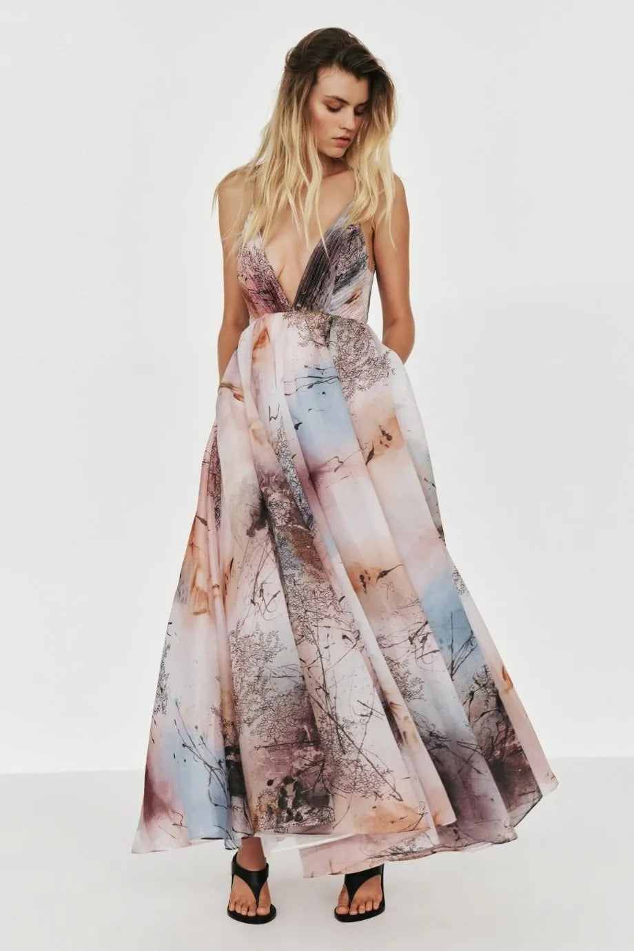 Avery Patterned Sleeveless Maxi Dress in Blue