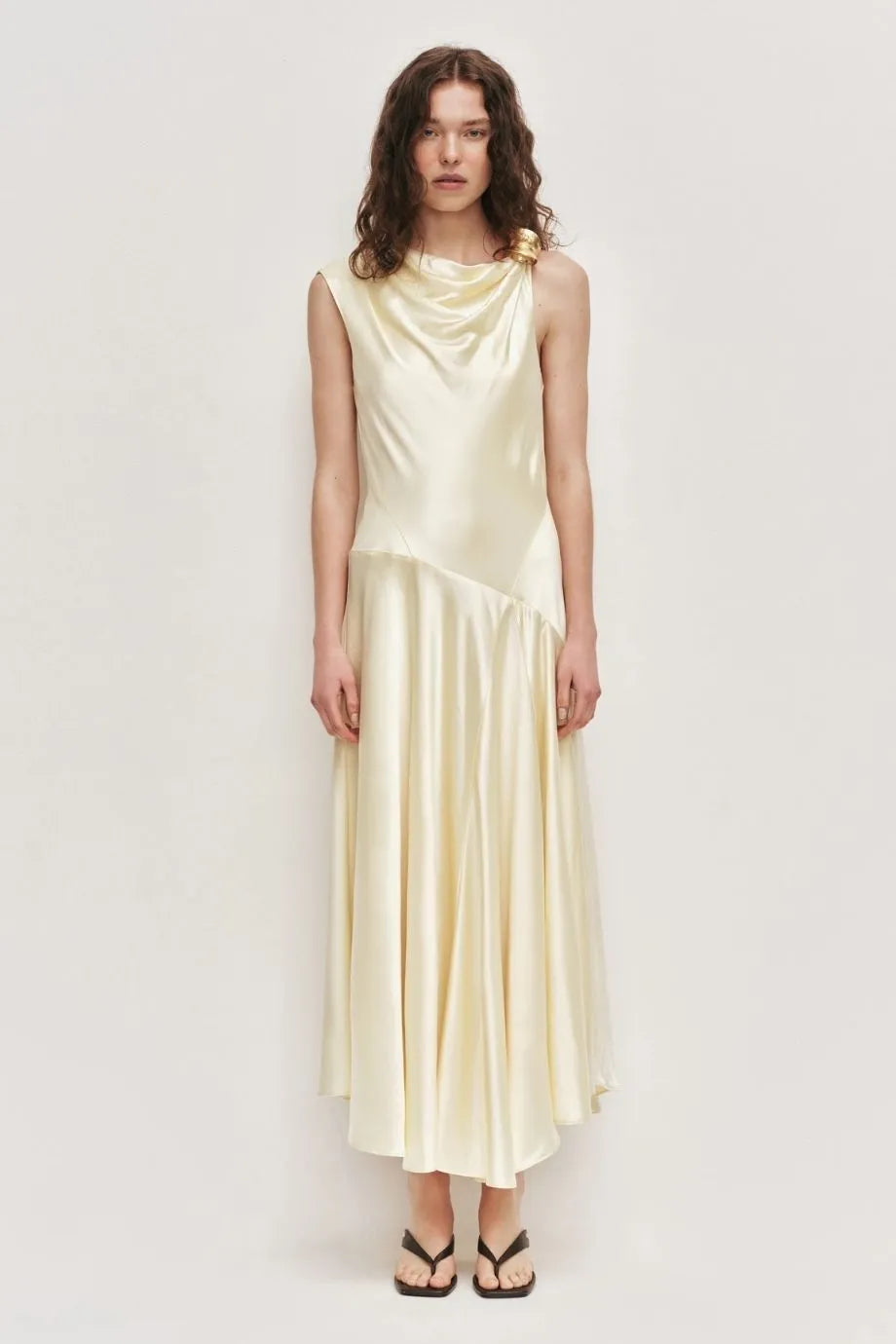 Siren Sleeveless Midi Dress in Yellow