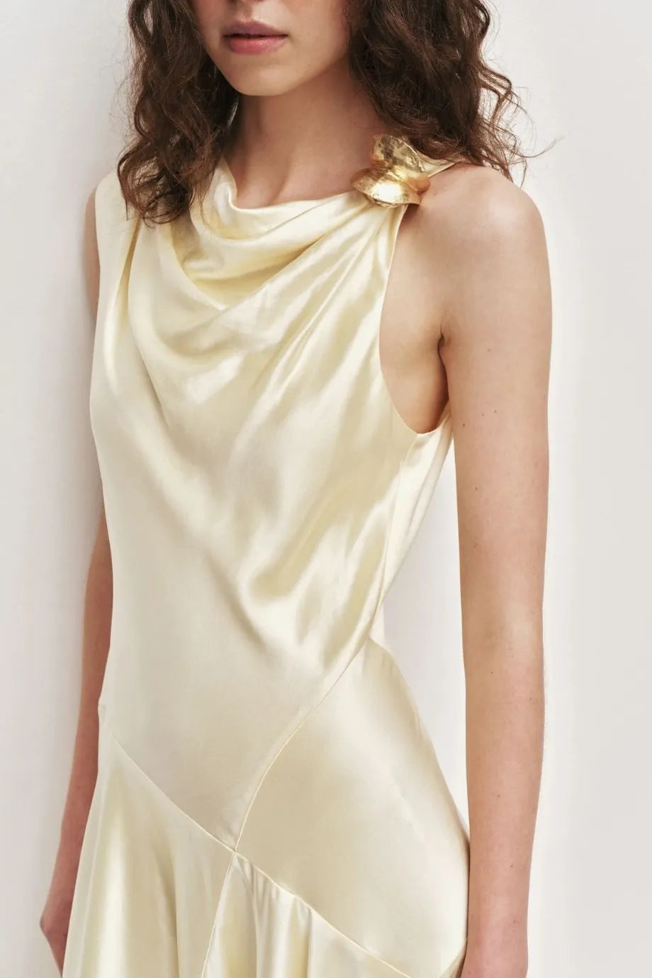 Siren Sleeveless Midi Dress in Yellow