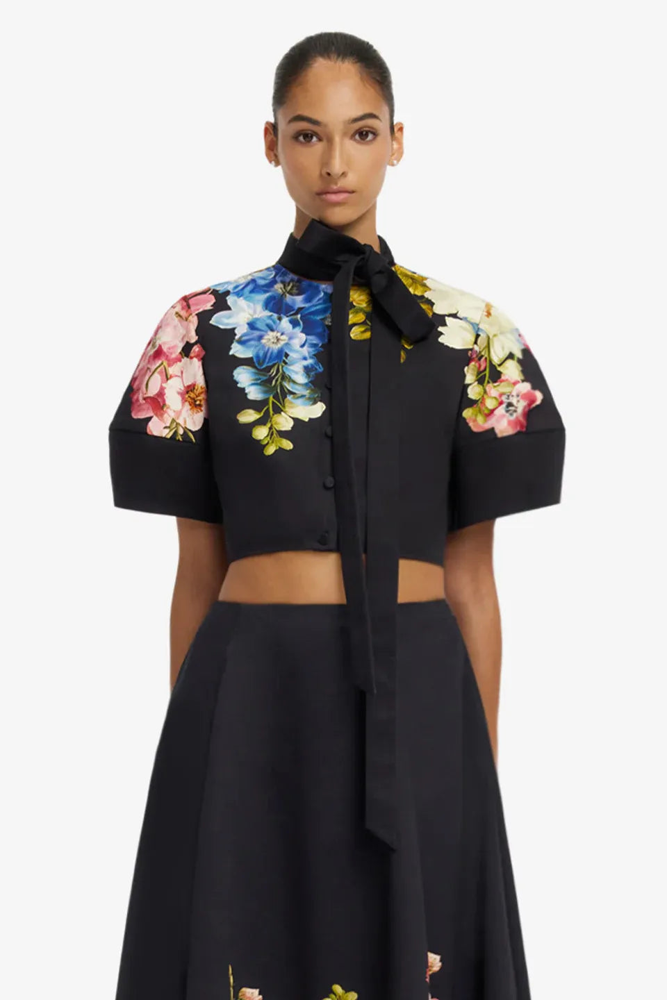 Molly Snapdragon Floral Puff Sleeves Crop Top in Black