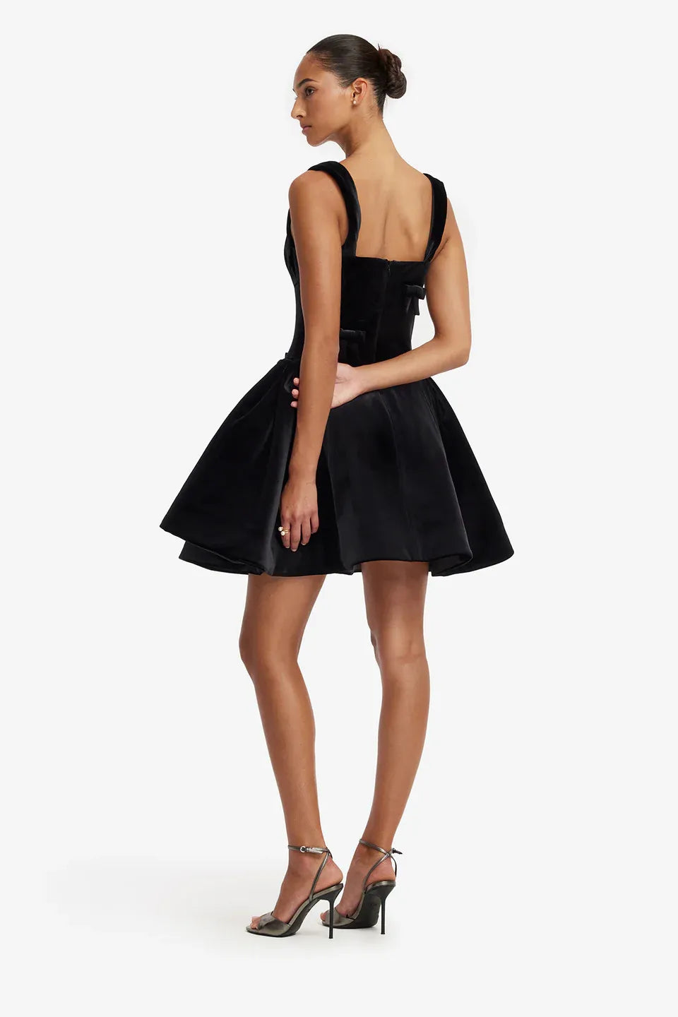 Ariel Velvet Bow Applique Sleeveless Mini Dress in Black