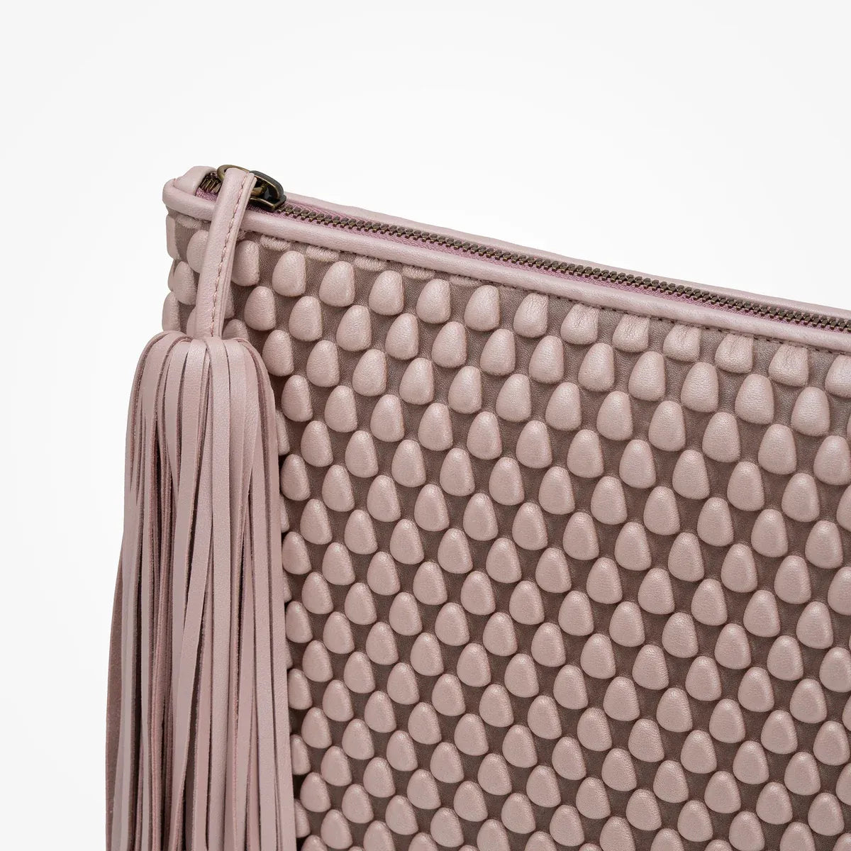 Pochette Extra Large Nappa Bubble Salvia Nacre Pouch Bag in Pink