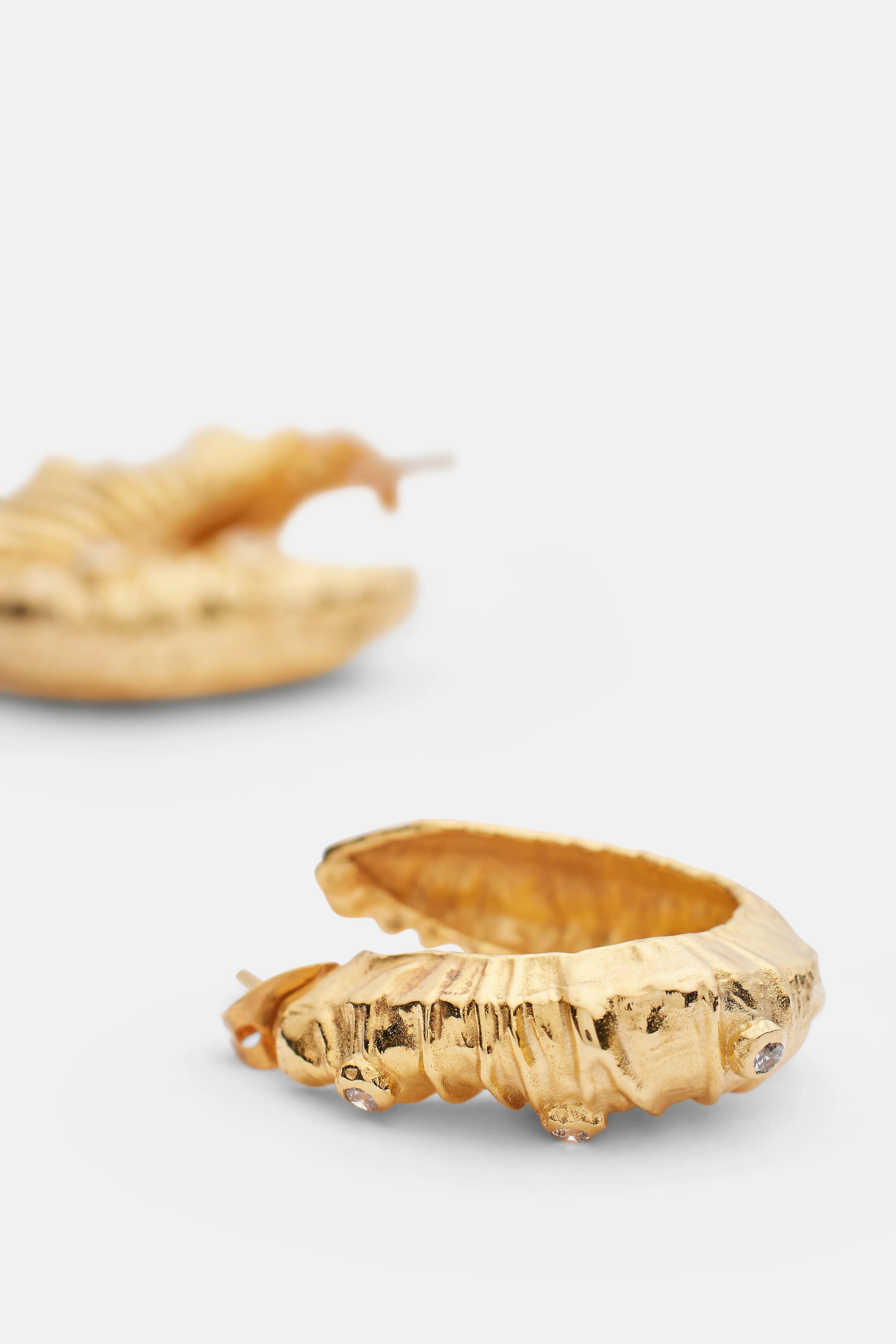 Seashells Earrings with Pave Stones in Gold