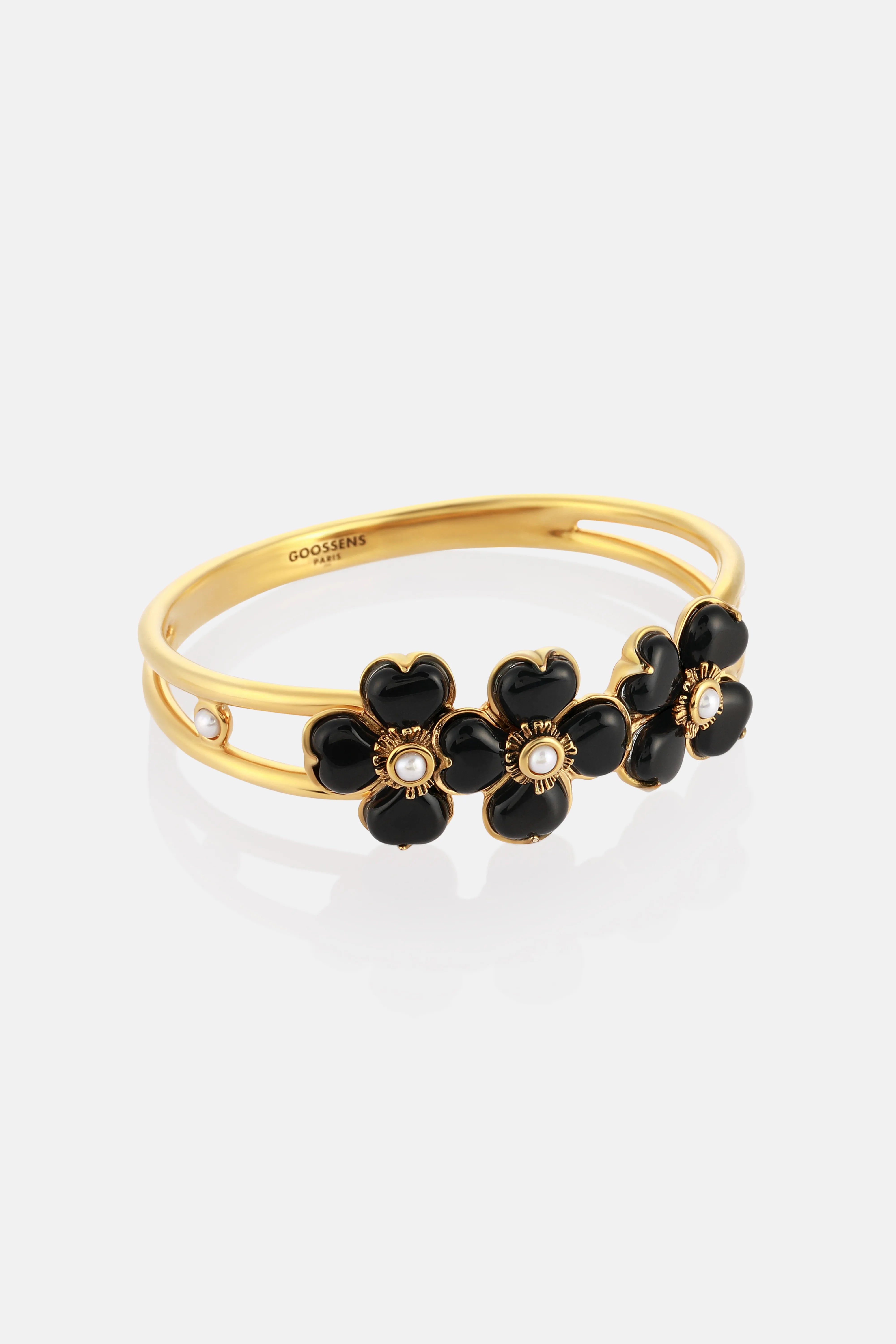 Trefles Agate Bracelet in Black