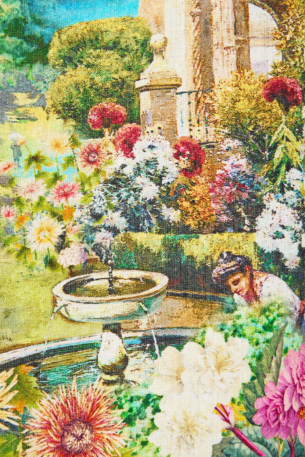 قفطان قصير من الكتان بنقشة زهور باللون الأبيض